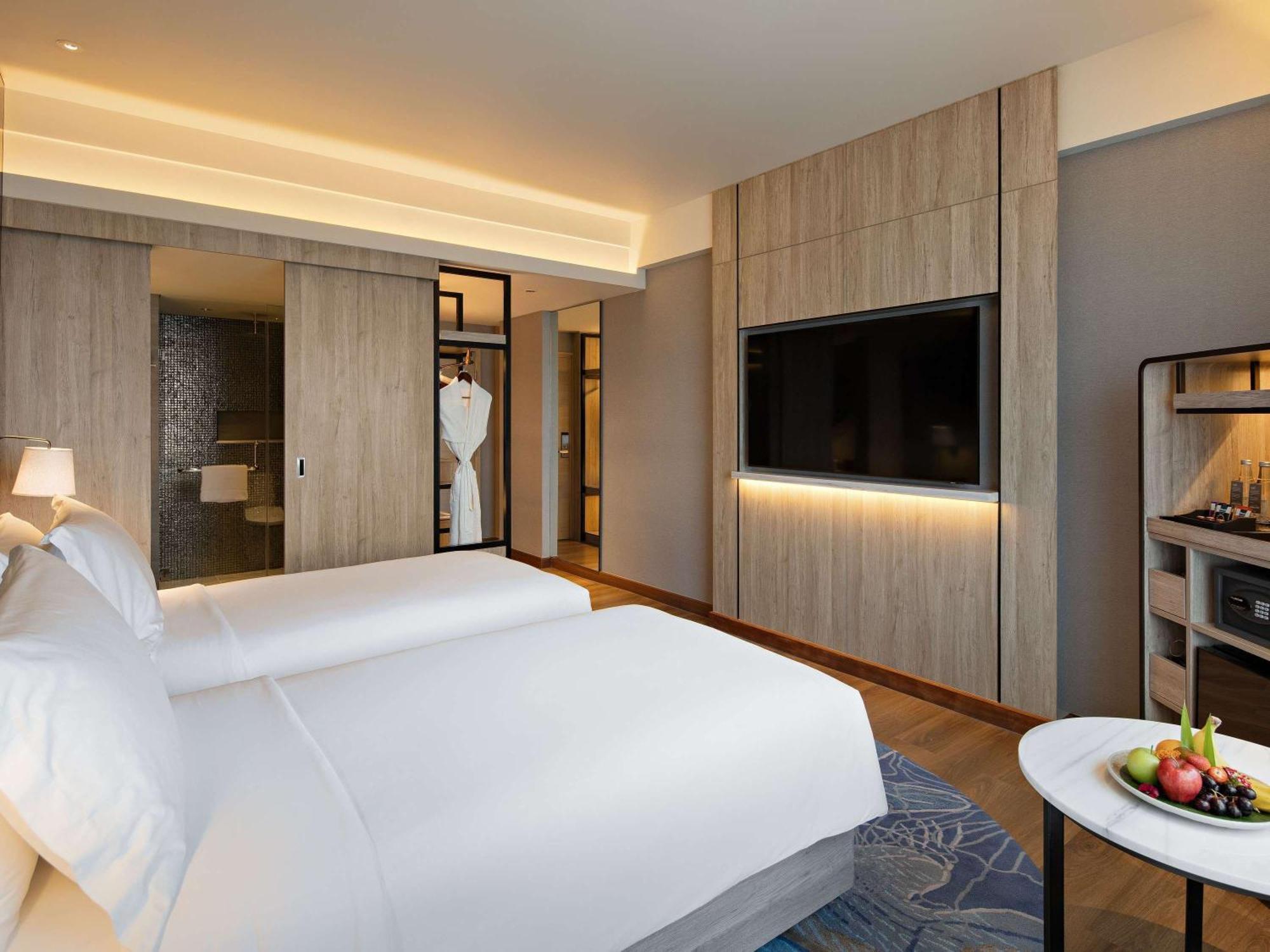 Moevenpick Hotel Jakarta City Centre Dış mekan fotoğraf