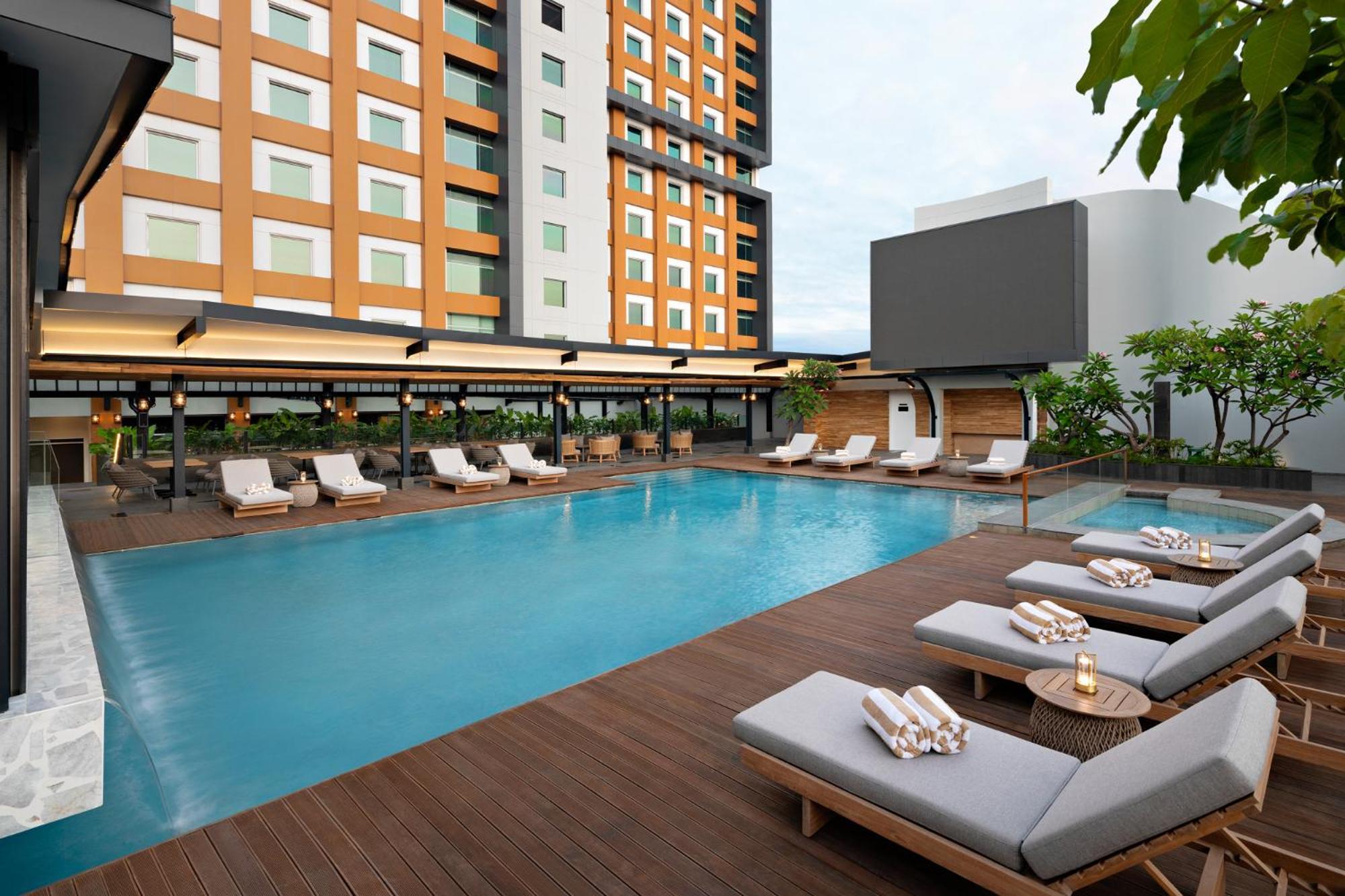 Moevenpick Hotel Jakarta City Centre Dış mekan fotoğraf