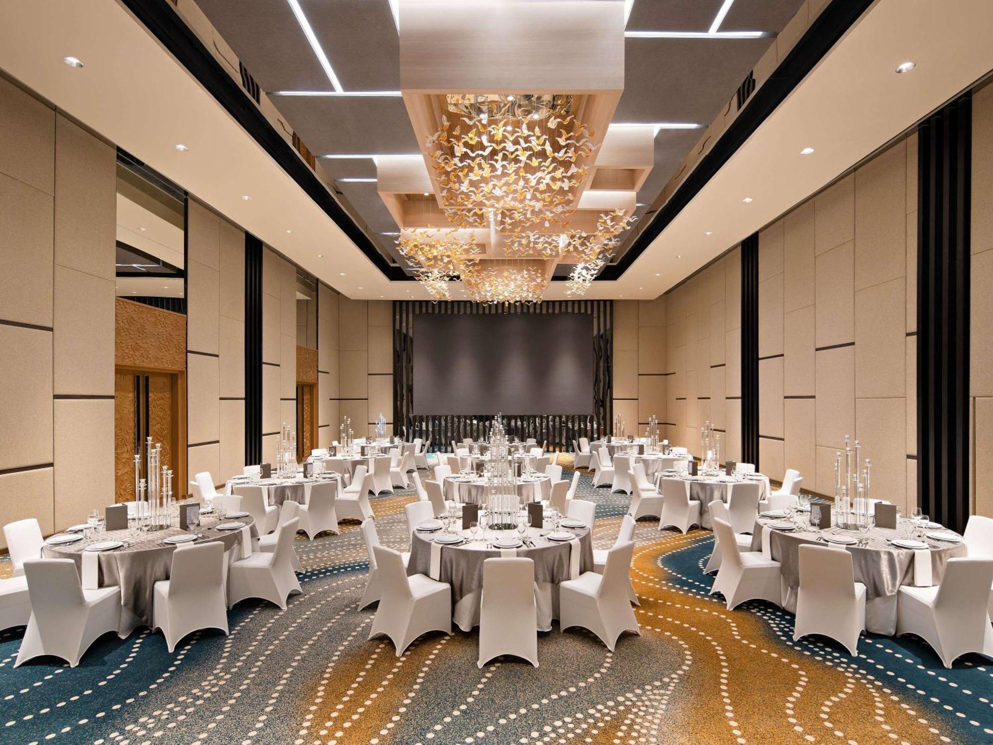Moevenpick Hotel Jakarta City Centre Dış mekan fotoğraf