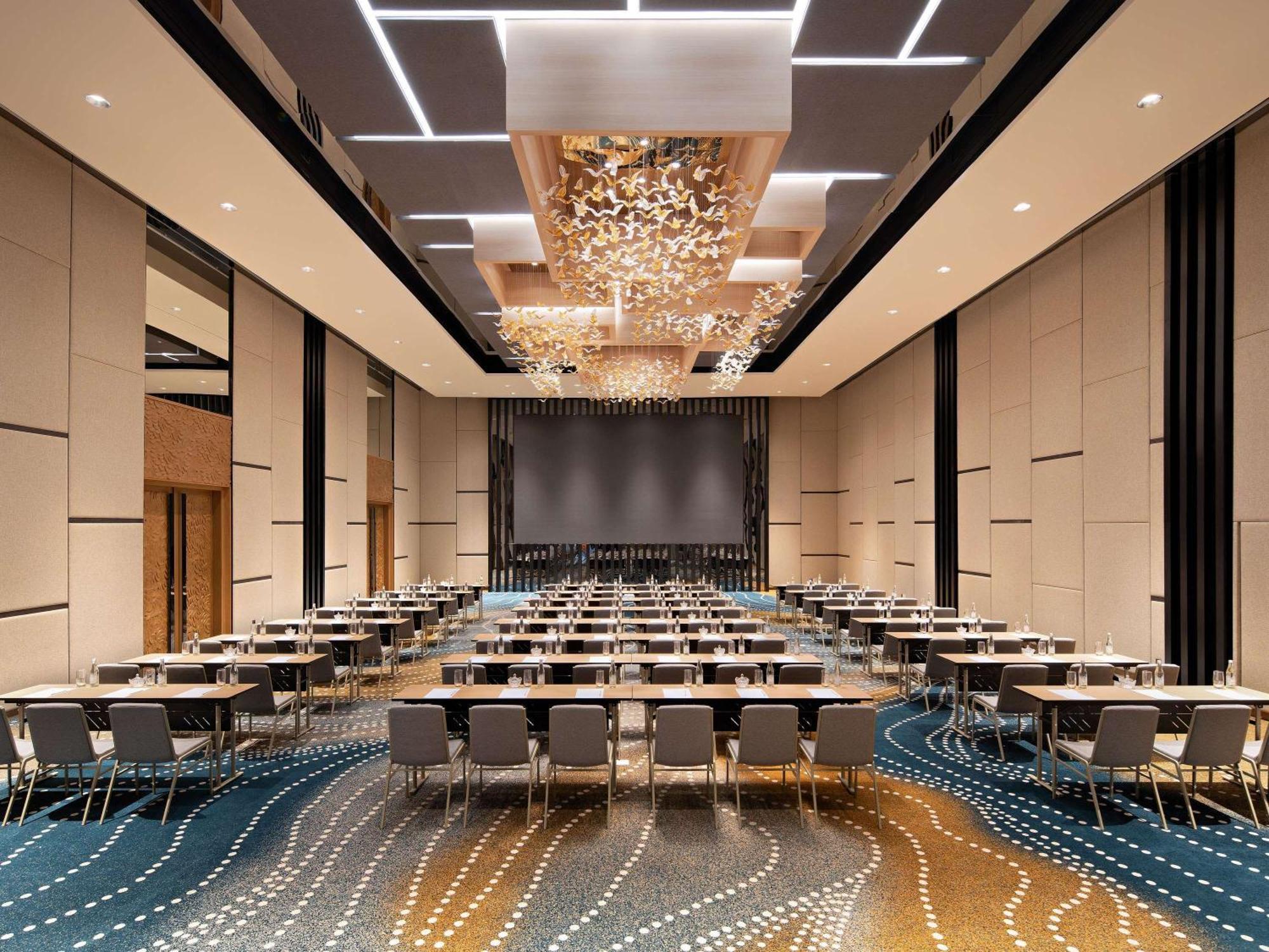 Moevenpick Hotel Jakarta City Centre Dış mekan fotoğraf