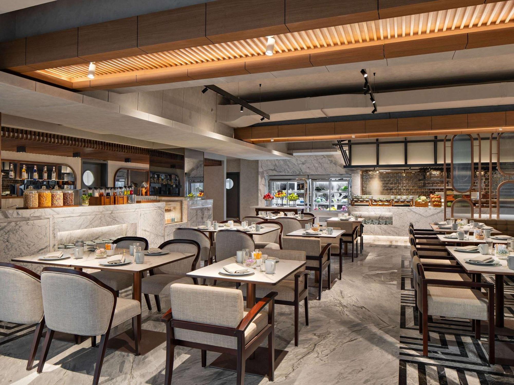 Moevenpick Hotel Jakarta City Centre Dış mekan fotoğraf