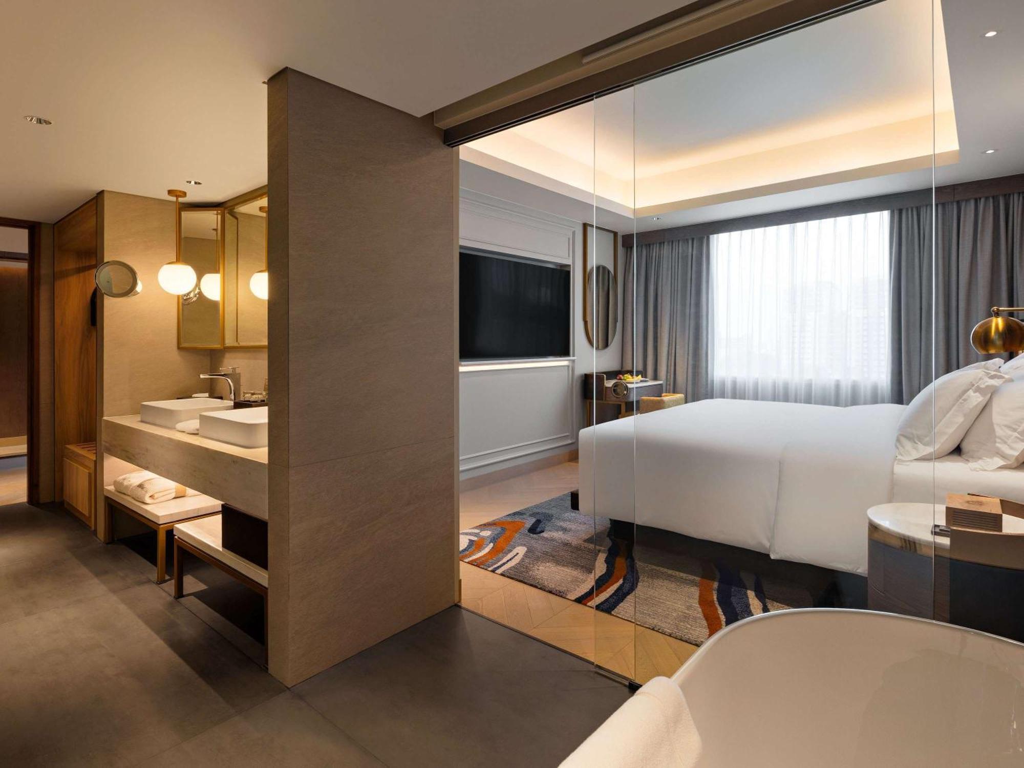 Moevenpick Hotel Jakarta City Centre Dış mekan fotoğraf